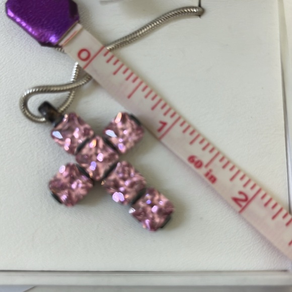 THOMAS SABO STERLING SILVER AND PINK CRYSTAL CROSS & CHAIN - Picture 4 of 5